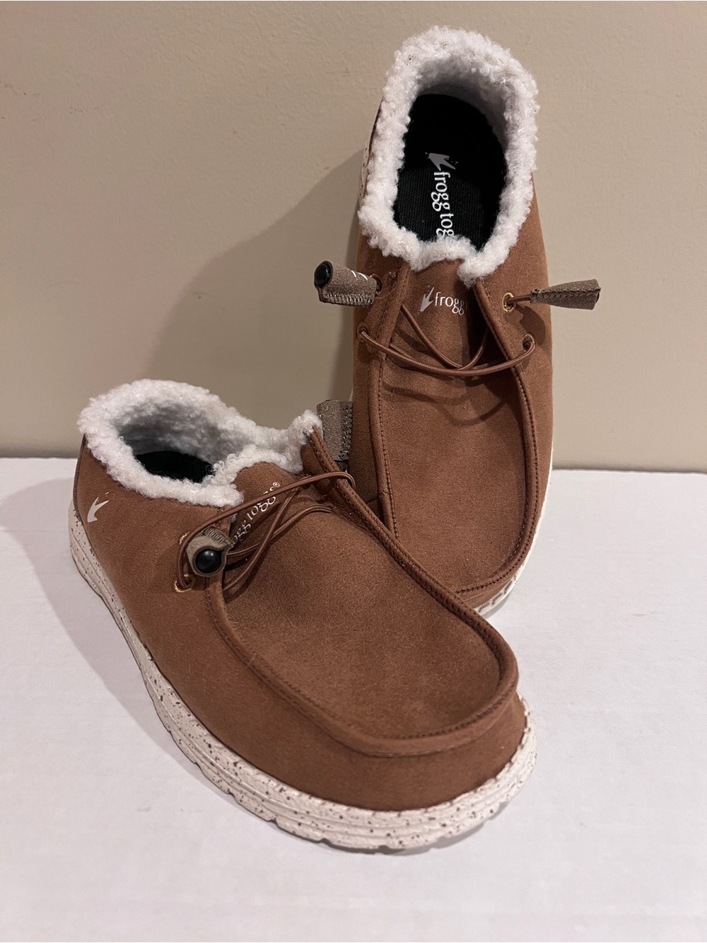 Frogg Toggs Women’s Winter Java Fleece Lined US 8/EU 38 Acorn Tan Slip-On Shoes